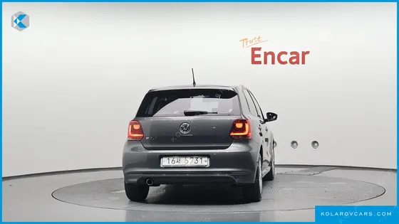 VOLKSWAGEN POLO 1.6 TDI R-LINE
