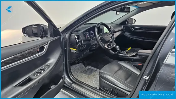 HYUNDAI GRANDEUR 2.4 PREMIUM