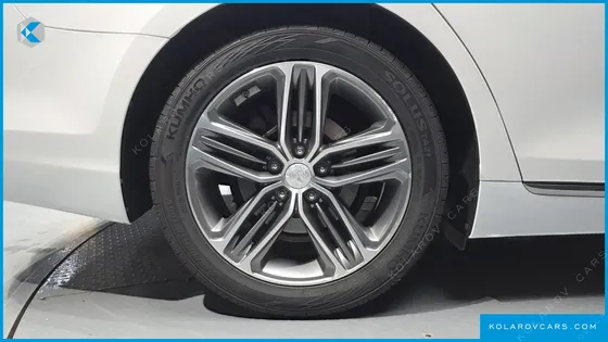 HYUNDAI GRANDEUR 3.0 EXCLUSIVE