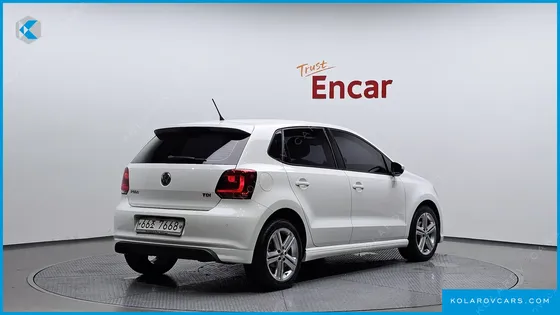 VOLKSWAGEN POLO 1.6 TDI R-LINE