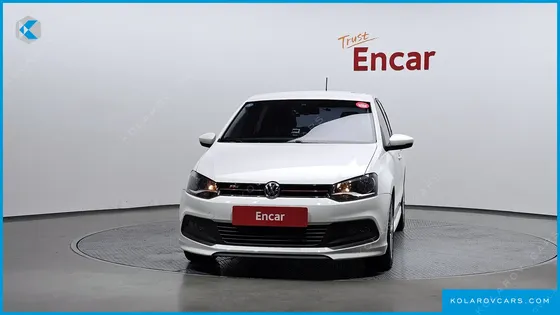 VOLKSWAGEN POLO 1.6 TDI R-LINE
