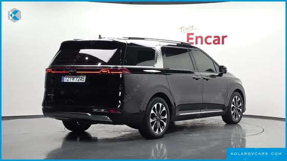 KIA CARNIVAL DIESEL 9-SEATER SIGNATURE