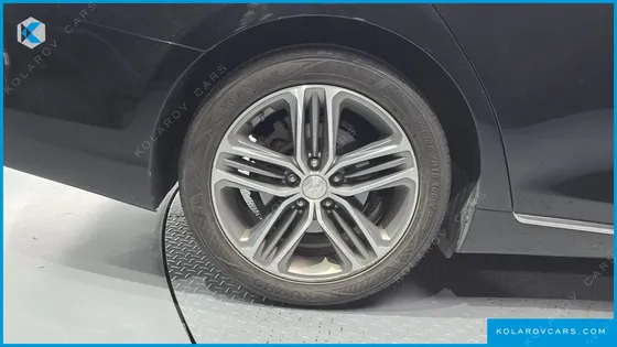 HYUNDAI GRANDEUR 3.0 EXCLUSIVE