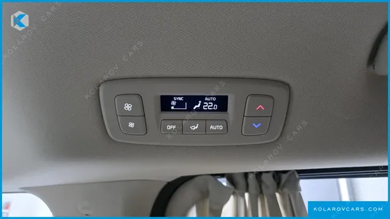KIA CARNIVAL GASOLINE 9-SEATER HI-LIMOUSINE
