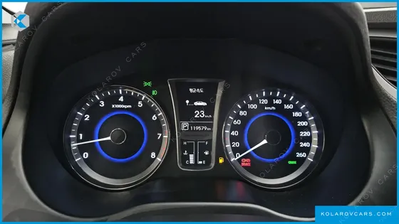 HYUNDAI GRANDEUR HG300 PREMIUM