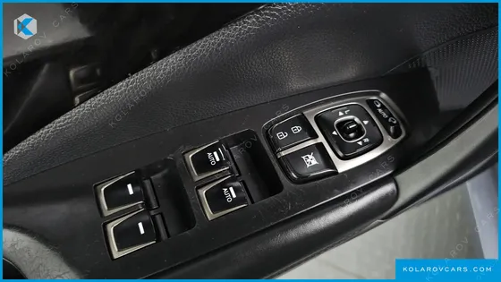 HYUNDAI GRANDEUR HG300 PREMIUM