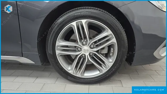 HYUNDAI GRANDEUR 2.4 PREMIUM