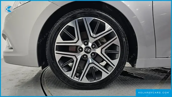HYUNDAI GRANDEUR HG300 EXCLUSIVE