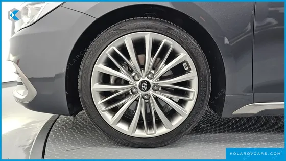 HYUNDAI GRANDEUR 2.2 DIESEL PREMIUM