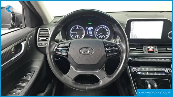 HYUNDAI GRANDEUR 2.2 DIESEL PREMIUM