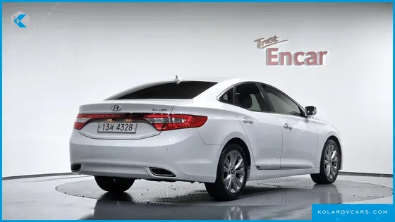 HYUNDAI GRANDEUR HG300 NOBLE
