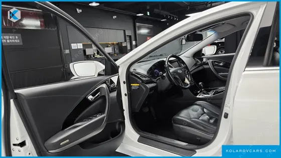 HYUNDAI GRANDEUR HG300 NOBLE