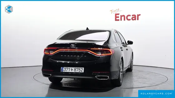 HYUNDAI GRANDEUR 2.4 PREMIUM