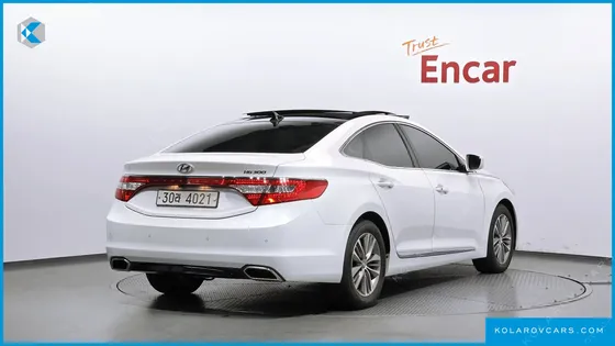 HYUNDAI GRANDEUR LPG HG300 MODERN