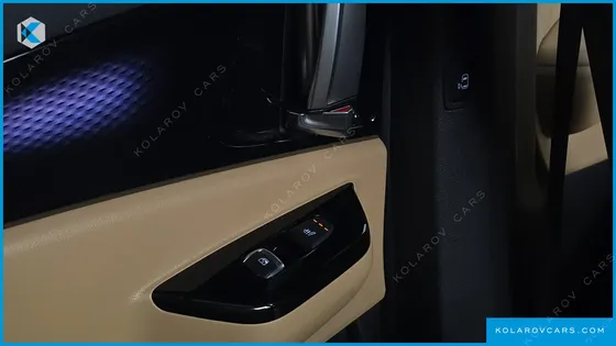 KIA CARNIVAL GASOLINE 9-SEATER LIMOUSINE(SPECIAL VEHICLE)