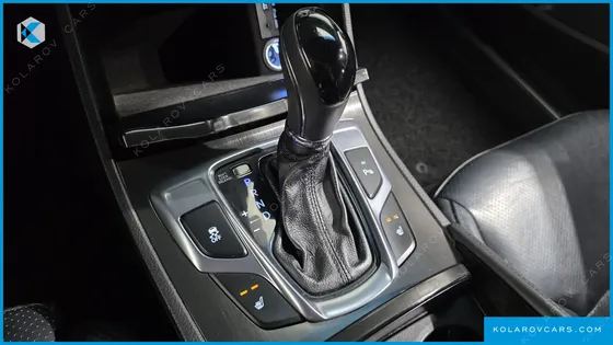 HYUNDAI GRANDEUR HG240 MODERN