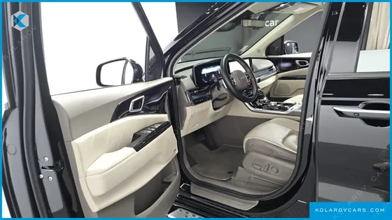 KIA CARNIVAL DIESEL 9-SEATER HI-LIMOUSINE
