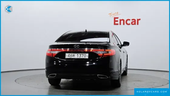 HYUNDAI GRANDEUR HG240 MODERN