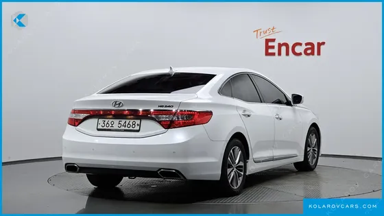 HYUNDAI GRANDEUR HG240 MODERN