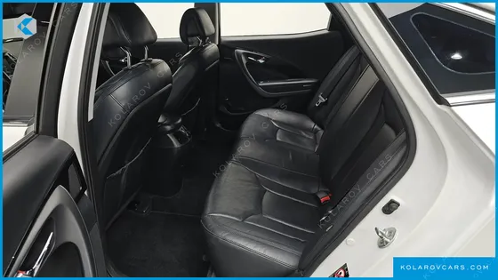 HYUNDAI GRANDEUR HG240 MODERN