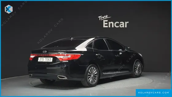 HYUNDAI GRANDEUR HG240 MODERN