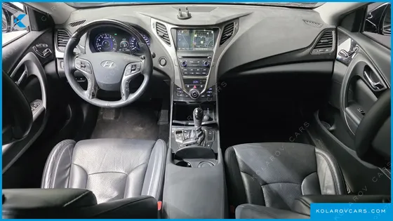 HYUNDAI GRANDEUR HG240 MODERN