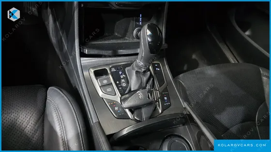 HYUNDAI GRANDEUR HG240 MODERN