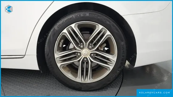 HYUNDAI GRANDEUR 3.0 LPI MODERN (RENTAL CAR)