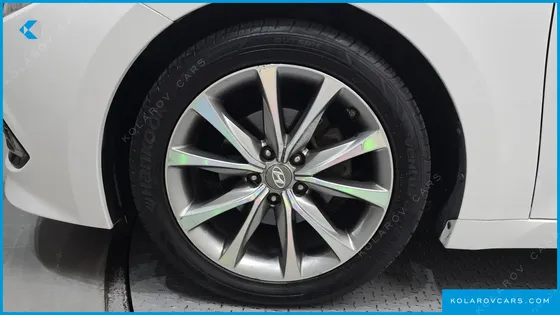 HYUNDAI GRANDEUR HG300 PREMIUM
