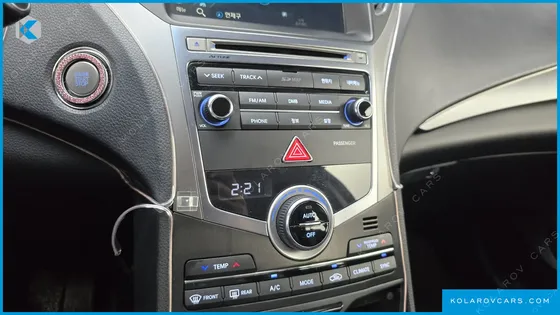 HYUNDAI GRANDEUR HG300 PREMIUM
