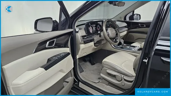 KIA CARNIVAL GASOLINE 9-SEATER PRESTIGE