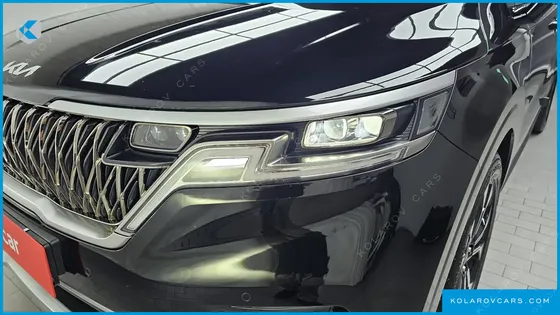 KIA CARNIVAL GASOLINE 9-SEATER PRESTIGE