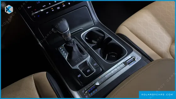 KIA CARNIVAL DIESEL 9-SEATER PRESTIGE