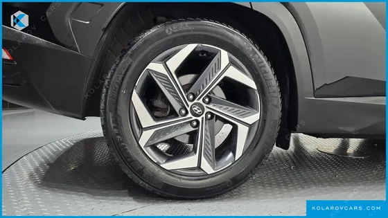 HYUNDAI TUCSON GASOLINE 1.6 TURBO 2WD