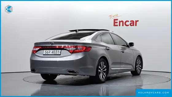HYUNDAI GRANDEUR HG240 LUXURY