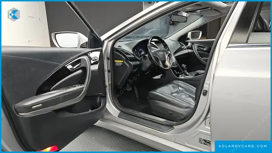 HYUNDAI GRANDEUR HG240 LUXURY