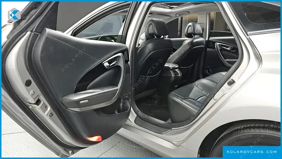HYUNDAI GRANDEUR HG240 LUXURY