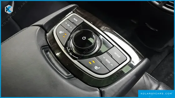 HYUNDAI GRANDEUR HG240 LUXURY