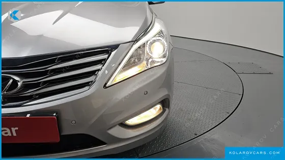 HYUNDAI GRANDEUR HG240 LUXURY