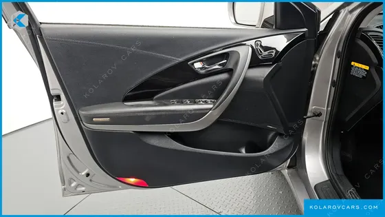 HYUNDAI GRANDEUR HG240 LUXURY