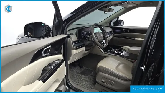 KIA CARNIVAL GASOLINE 9-SEATER HI-LIMOUSINE