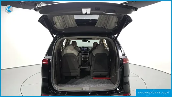 KIA CARNIVAL GASOLINE 9-SEATER HI-LIMOUSINE