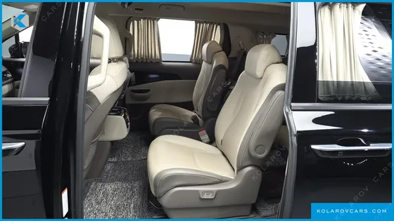 KIA CARNIVAL GASOLINE 9-SEATER HI-LIMOUSINE