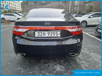 HYUNDAI GRANDEUR HG240 LUXURY