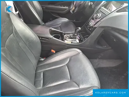 HYUNDAI GRANDEUR HG240 LUXURY