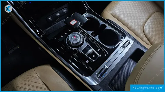 KIA CARNIVAL DIESEL 9-SEATER NOBLESSE
