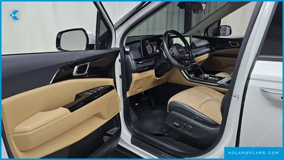 KIA CARNIVAL DIESEL 9-SEATER NOBLESSE