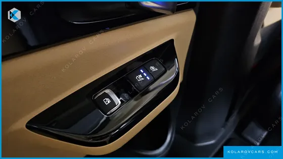 KIA CARNIVAL DIESEL 9-SEATER NOBLESSE