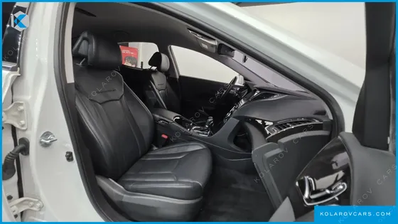 HYUNDAI GRANDEUR HG240 MODERN COLLECTION