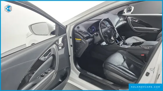 HYUNDAI GRANDEUR HG240 MODERN COLLECTION